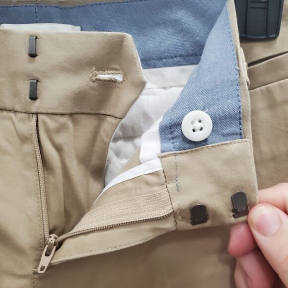 Banana Republic The Logan Fit Women's Khaki Flat Front‎ Stretch Trousers Size 00 - Picture 3 of 7